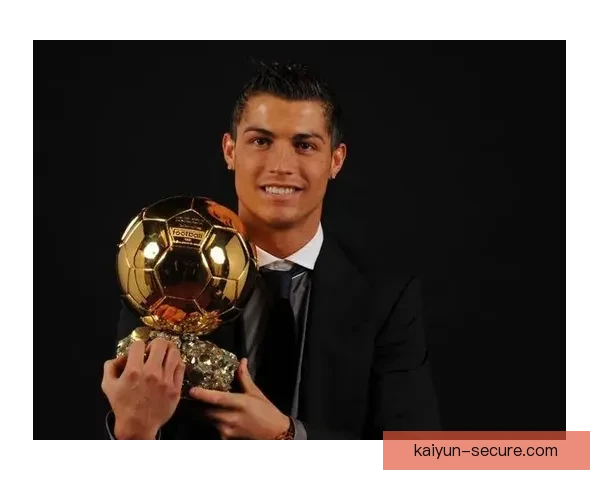 C罗领袖气质持续受到关注，赛季表现展现强势领导力。