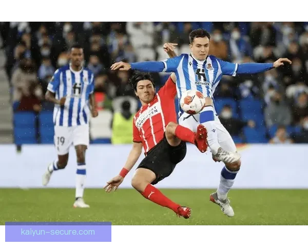 久保建英并非出自巴萨拉玛西亚青训，当前效力皇家社会表现稳健